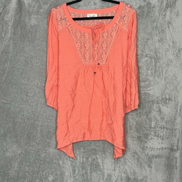 dressbarn Tops - Dressbarn 1X Shirt Top Coral Pink Solid 3/4 Sleeve Keyhole Scoop Neck Lace Trim